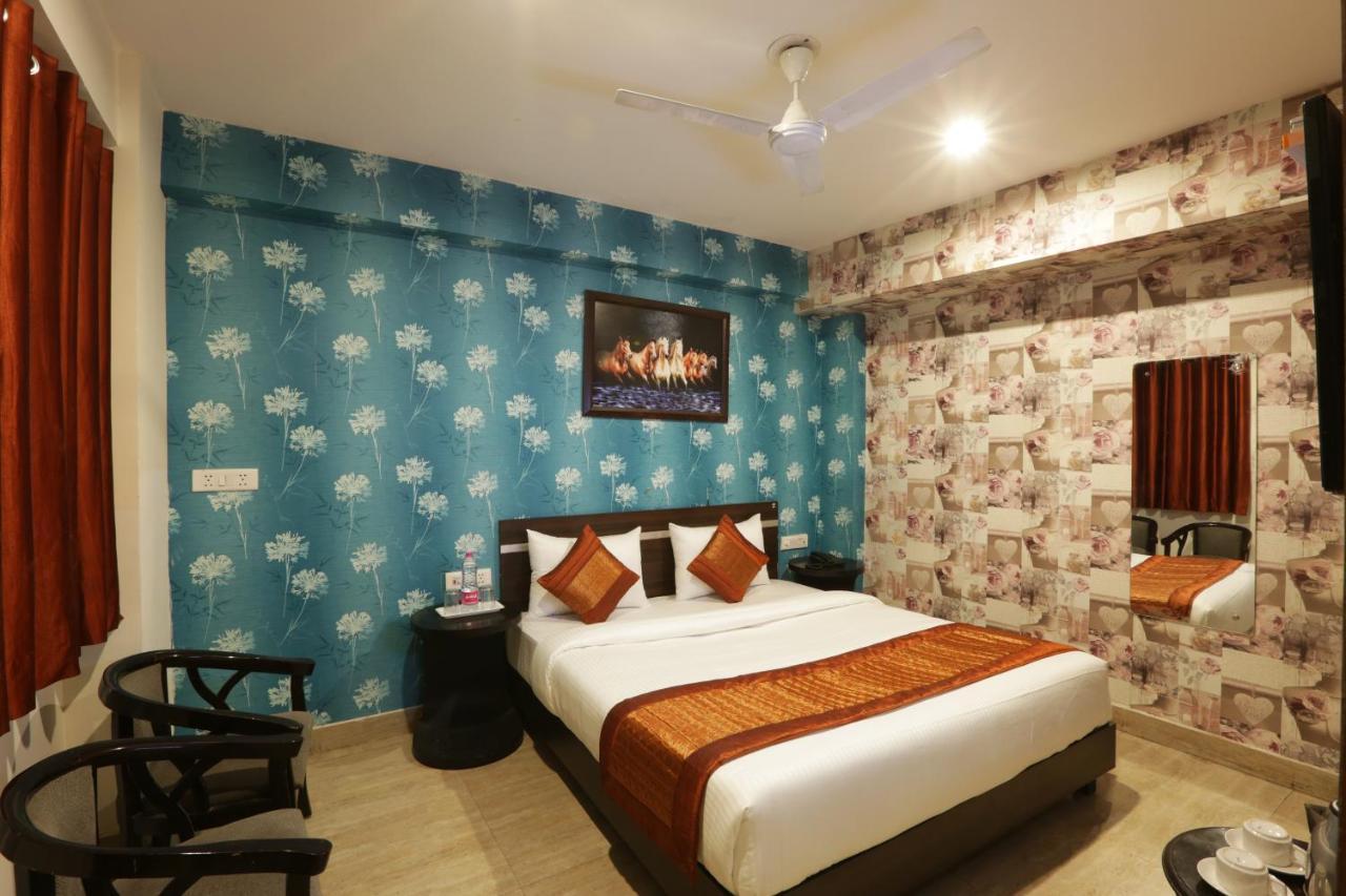 Hotel Airport Star Yeni Delhi Dış mekan fotoğraf