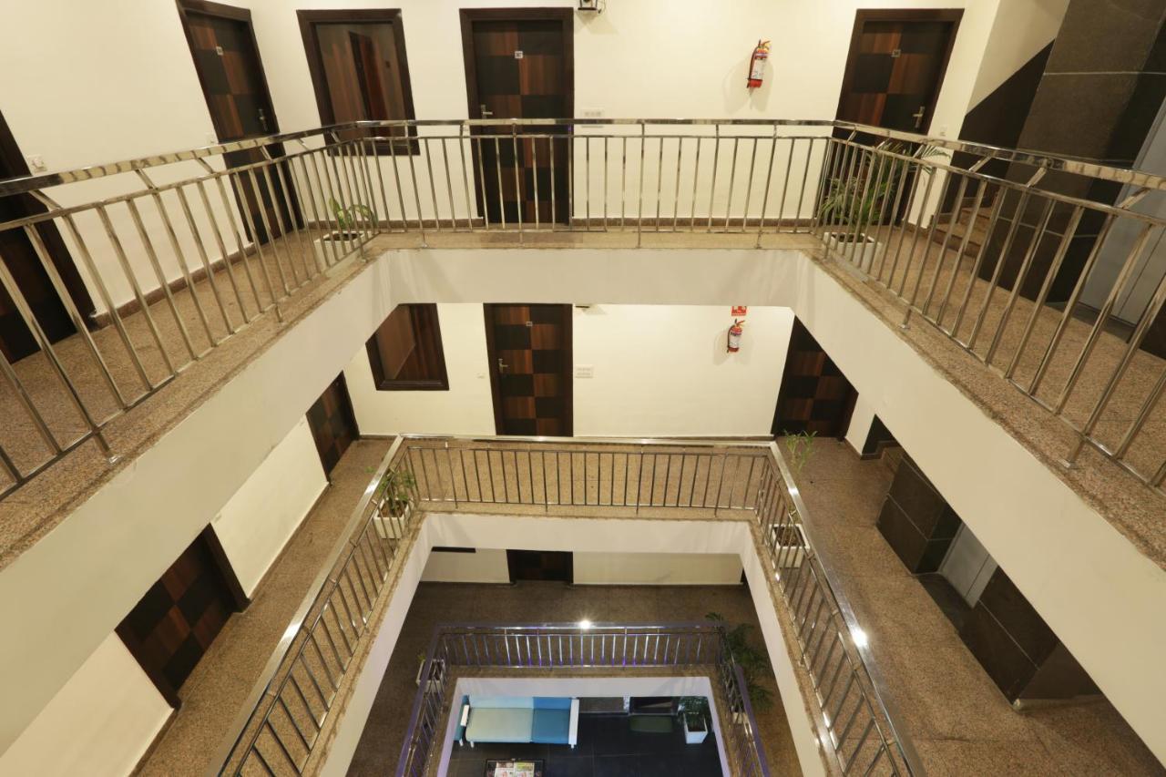 Hotel Airport Star Yeni Delhi Dış mekan fotoğraf